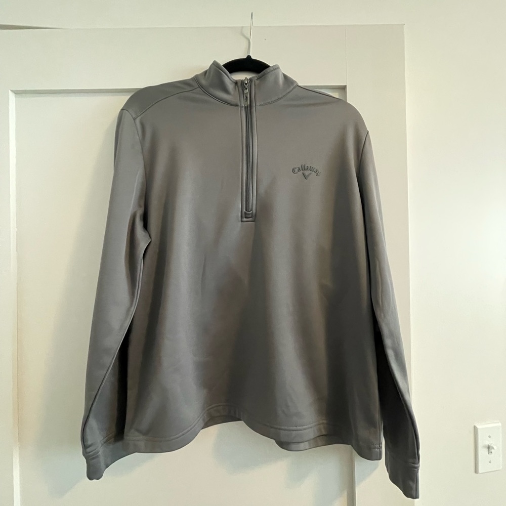 For sale is a gray Callaway Golf half zip.